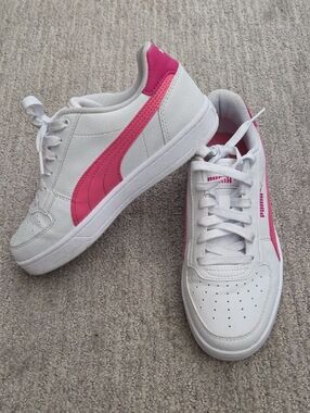 Puma White Low-Top Sneakers with Pink Accents